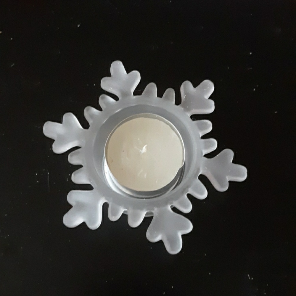 Snowflake free with purchase
